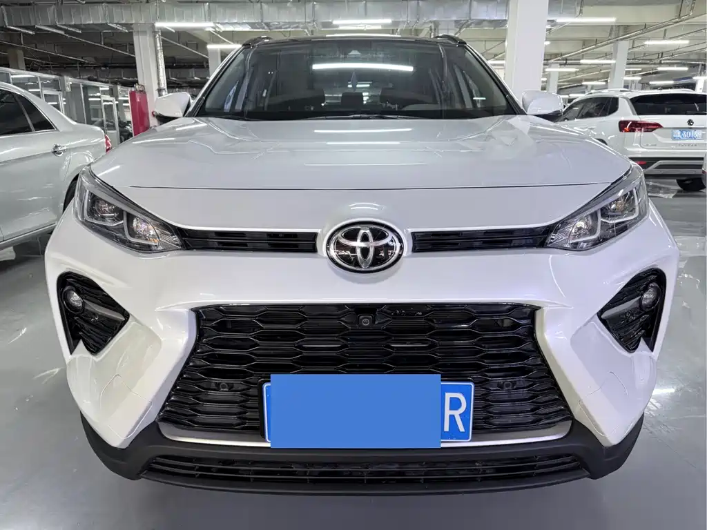 Toyota Wildlander 2023 — фото 2