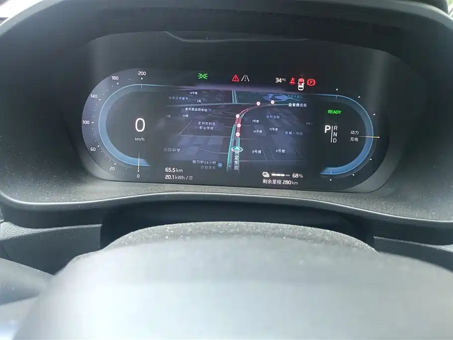 Volvo XC40 NEV 2021 — фото 14