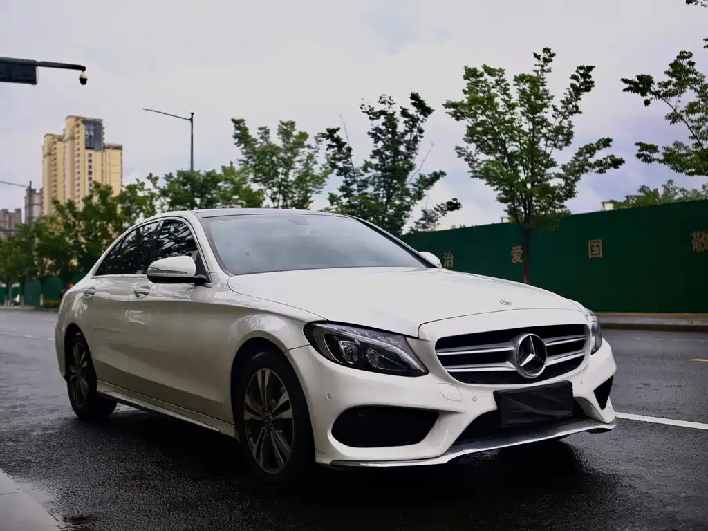 Mercedes-Benz C-Class 2018