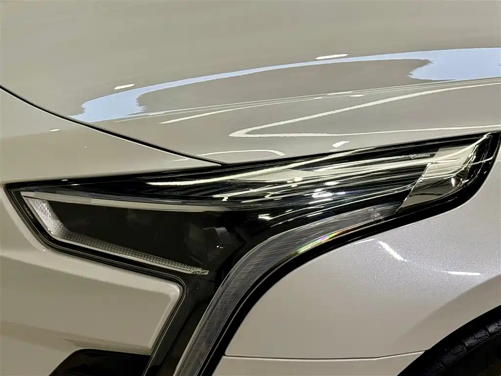 Cadillac CT6 2022 — фото 8