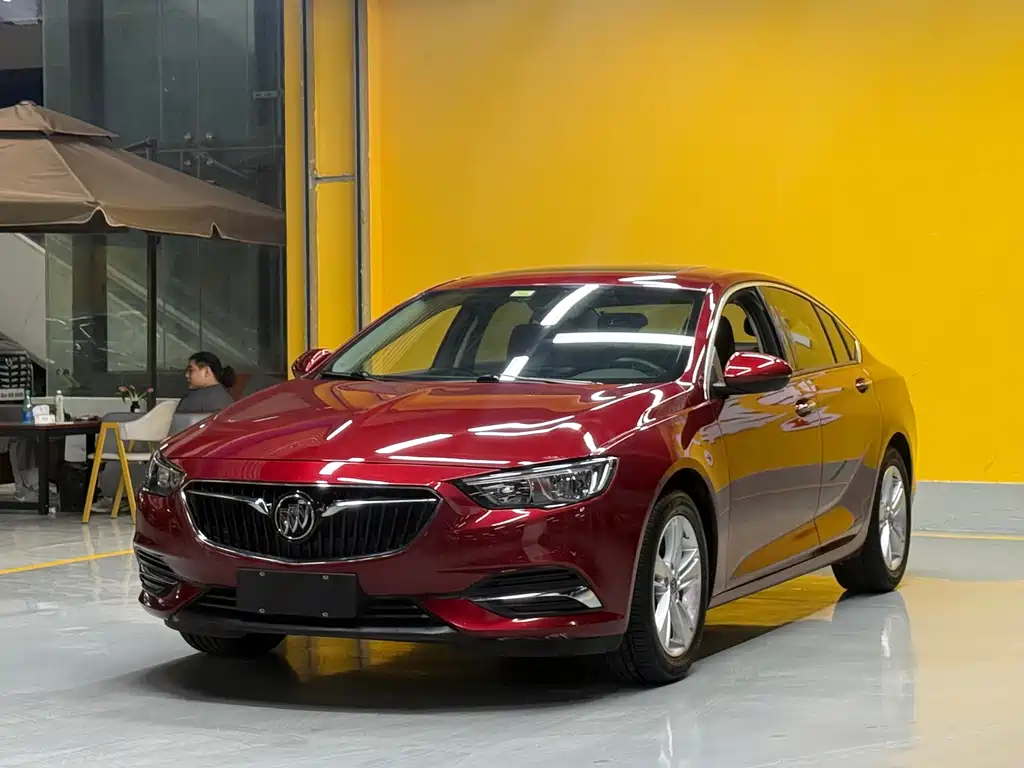 Buick Regal 2019 — фото 1