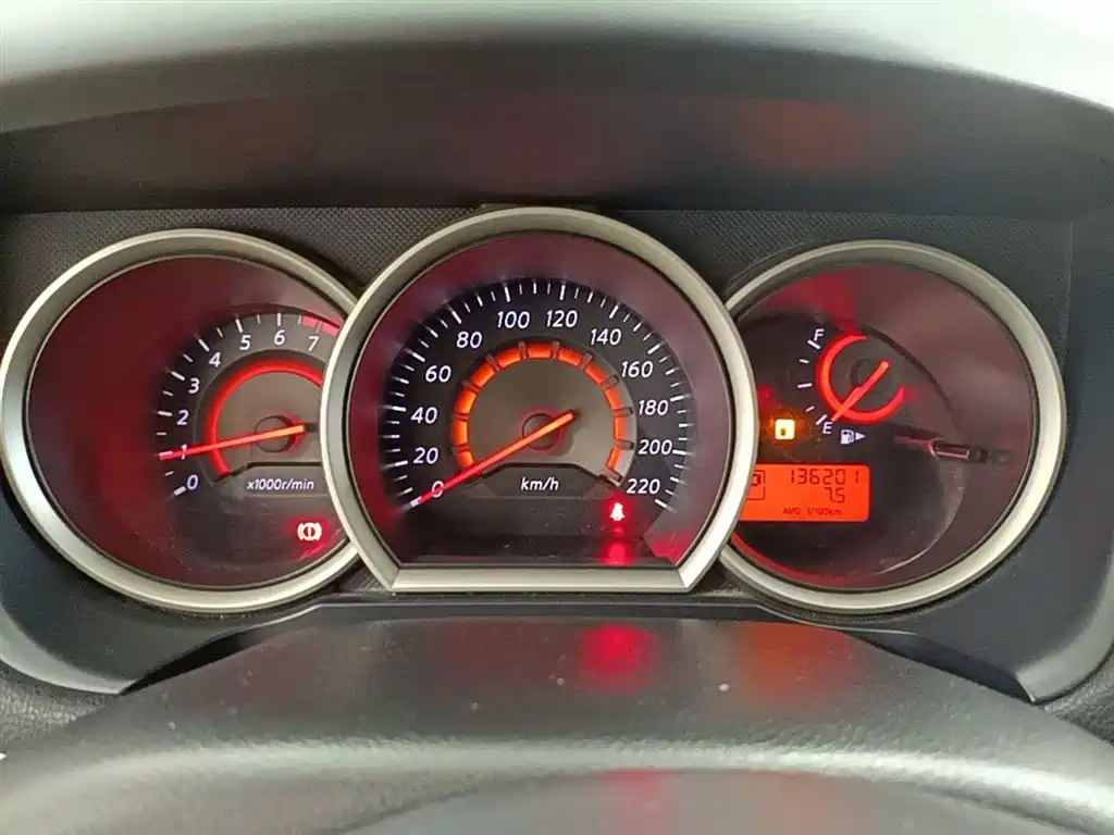Nissan Sylphy 2015 — фото 12