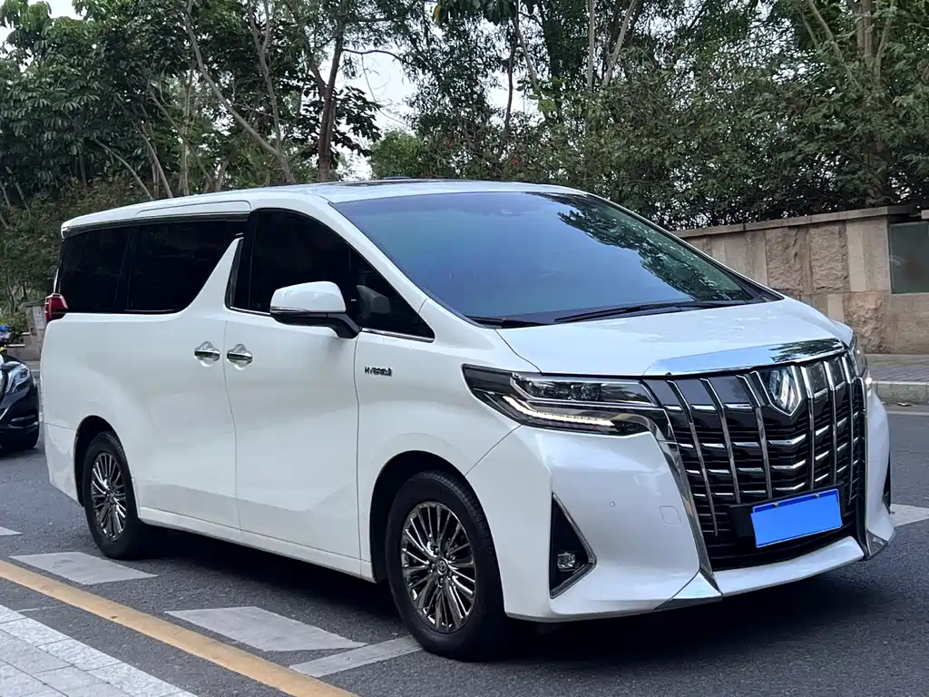 Toyota Alphard 2021 — фото 7