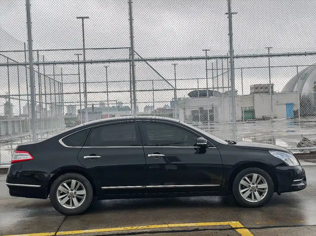 Nissan Teana 2012