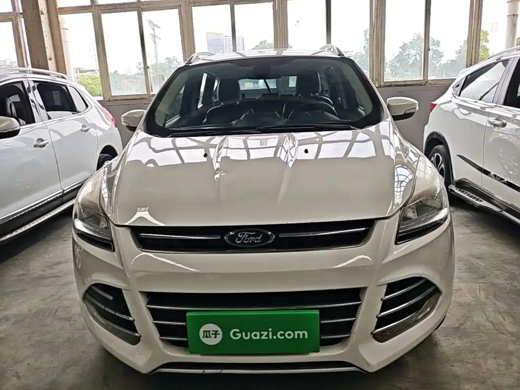 Ford Kuga 2015 — фото 3