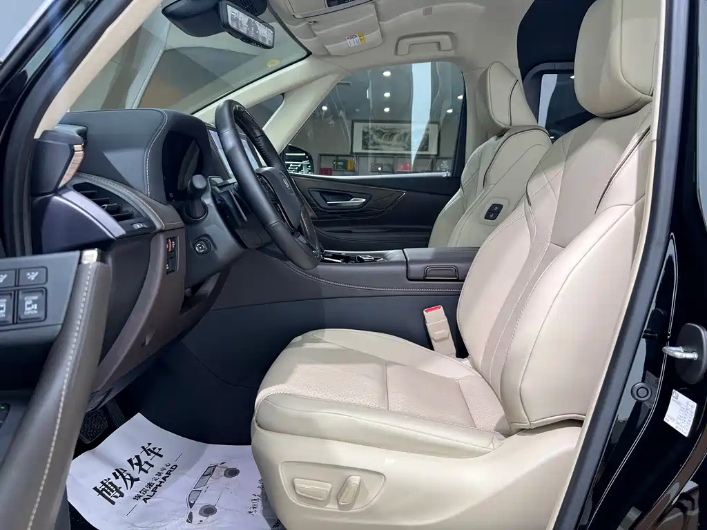 Toyota Vellfire 2025 — фото 11