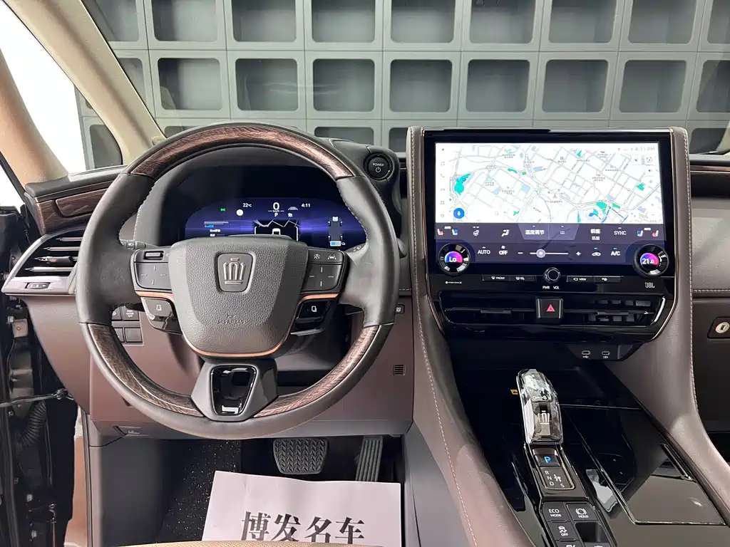 Toyota Vellfire 2025 — фото 27