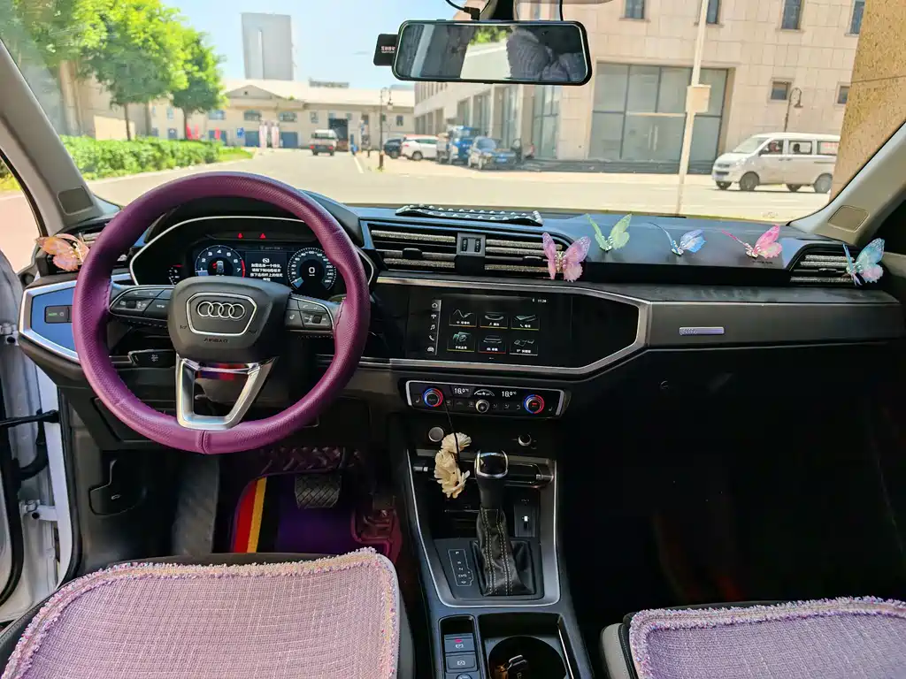 Audi Q3 2020 — фото 11