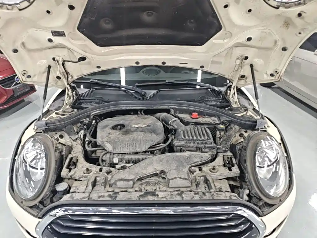 MINI Clubman 2019 — фото 20