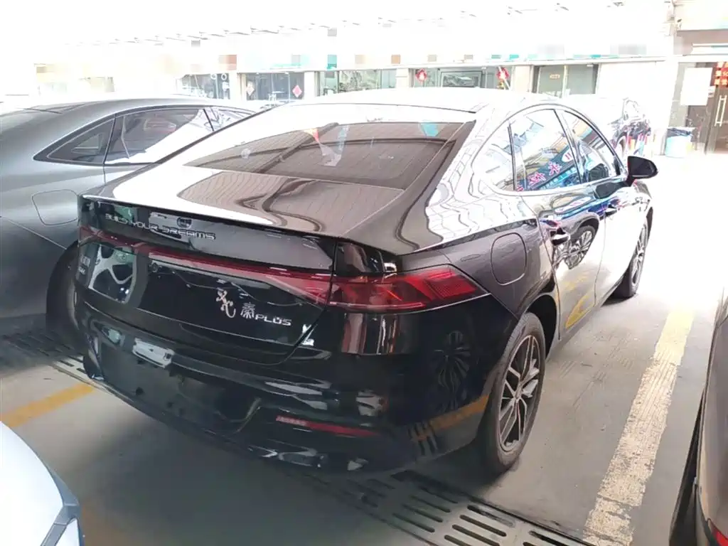 BYD Qin PLUS 2022 — фото 7