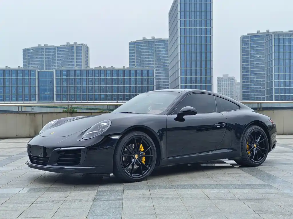 Porsche 911 2020