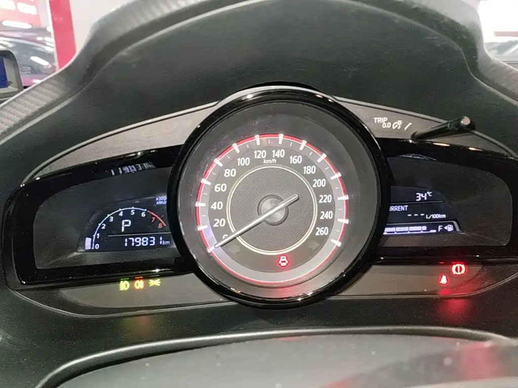 Mazda 3 Angkesela 2015 — фото 12