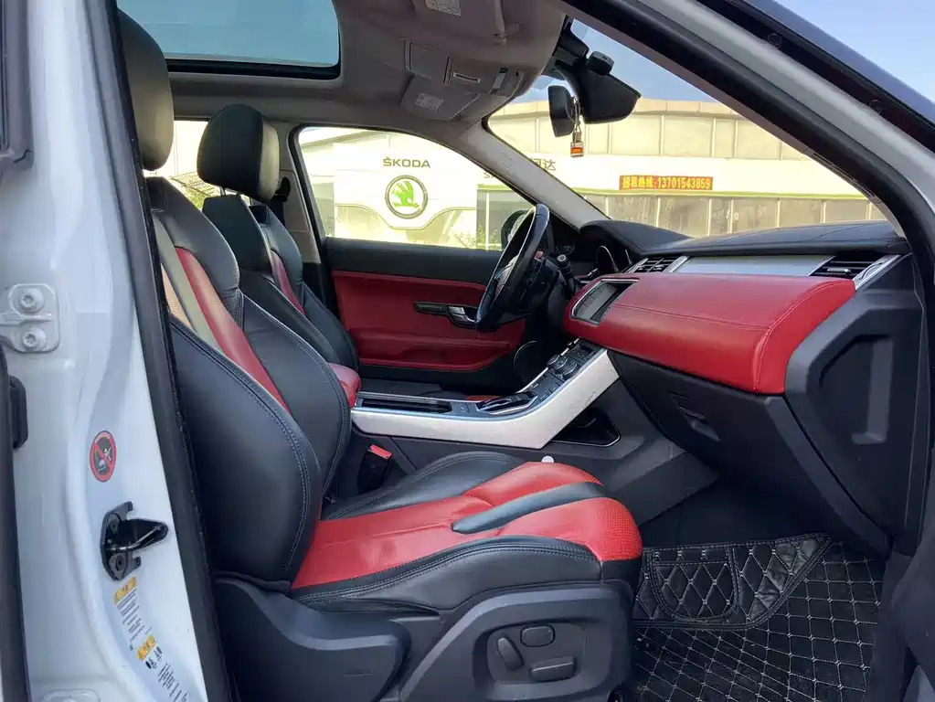 Land Rover Evoque 2015 — фото 14