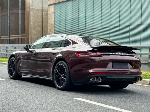 Porsche Panamera 2019