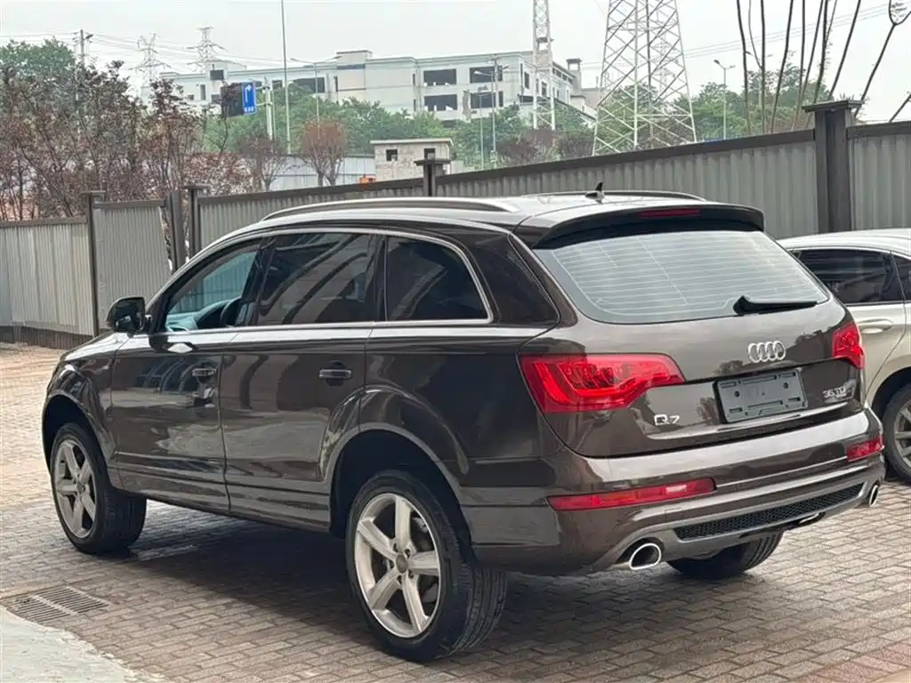 Audi Q7 2014 — фото 6