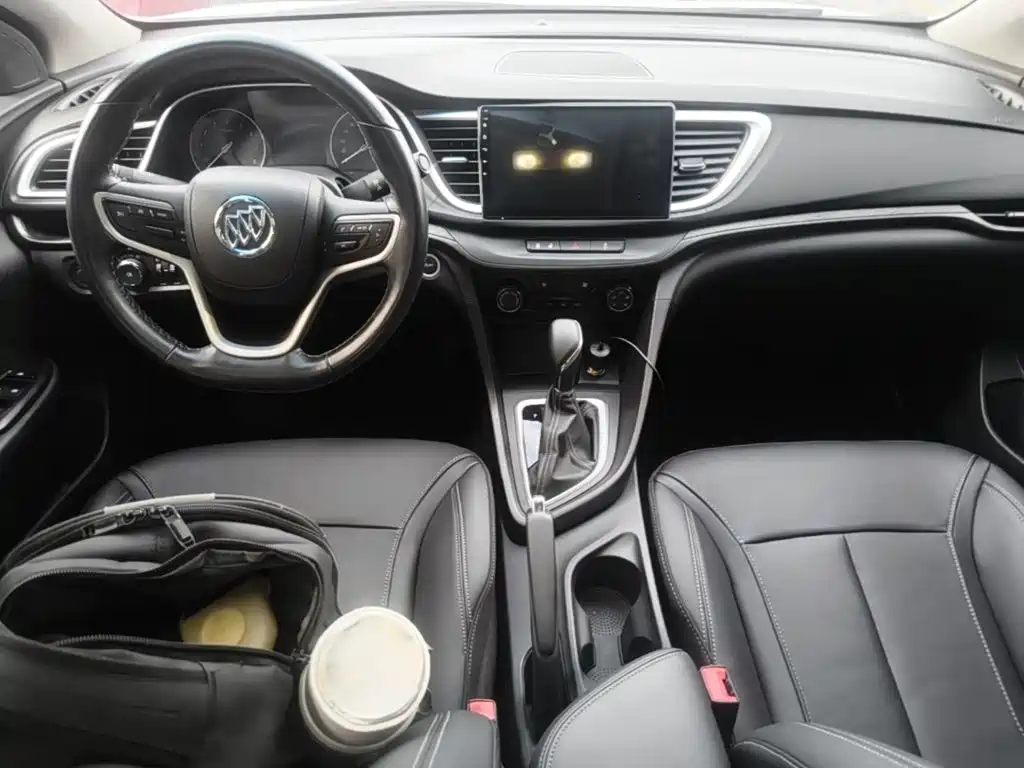 Buick Excelle 2018 — фото 10