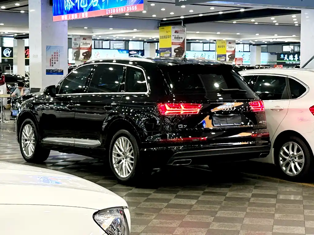 Audi Q7 2017