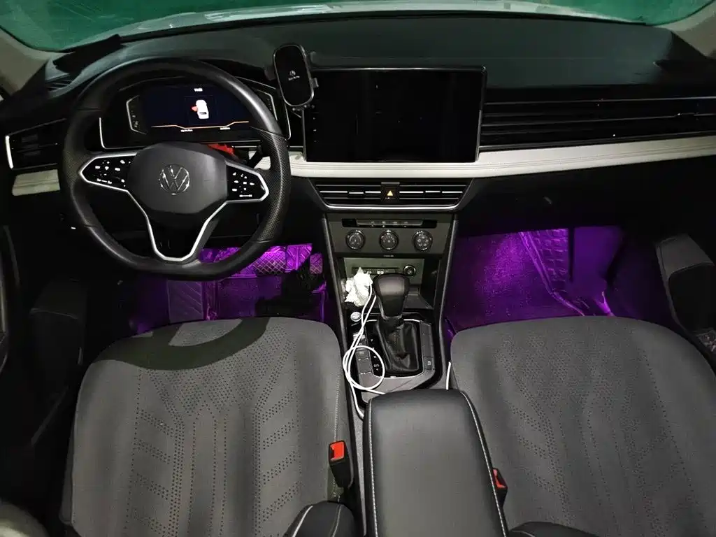 Volkswagen Tiguan L 2023