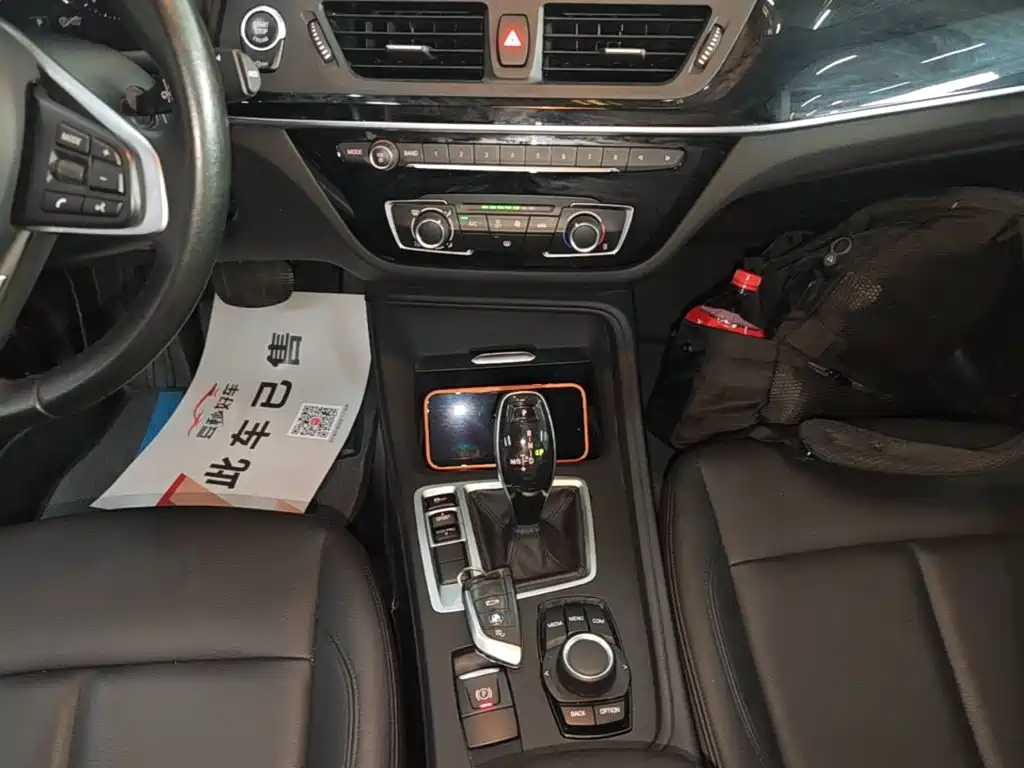BMW 1 Series 2020 — фото 14