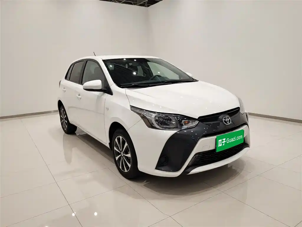 Toyota Yaris L 2019 — фото 4