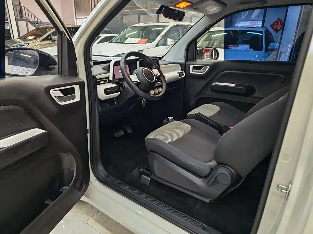 Wuling Hongguang MINIEV 2024