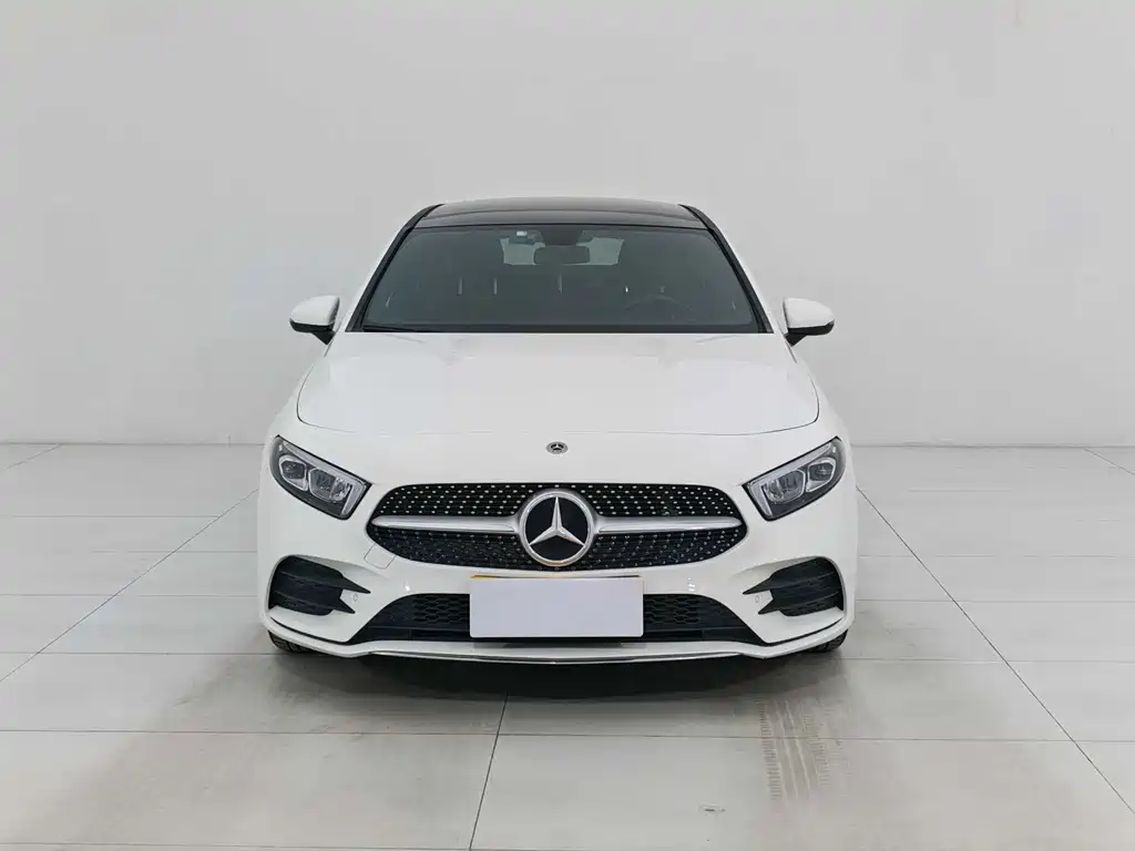 Mercedes-Benz A-Class 2021 — фото 2