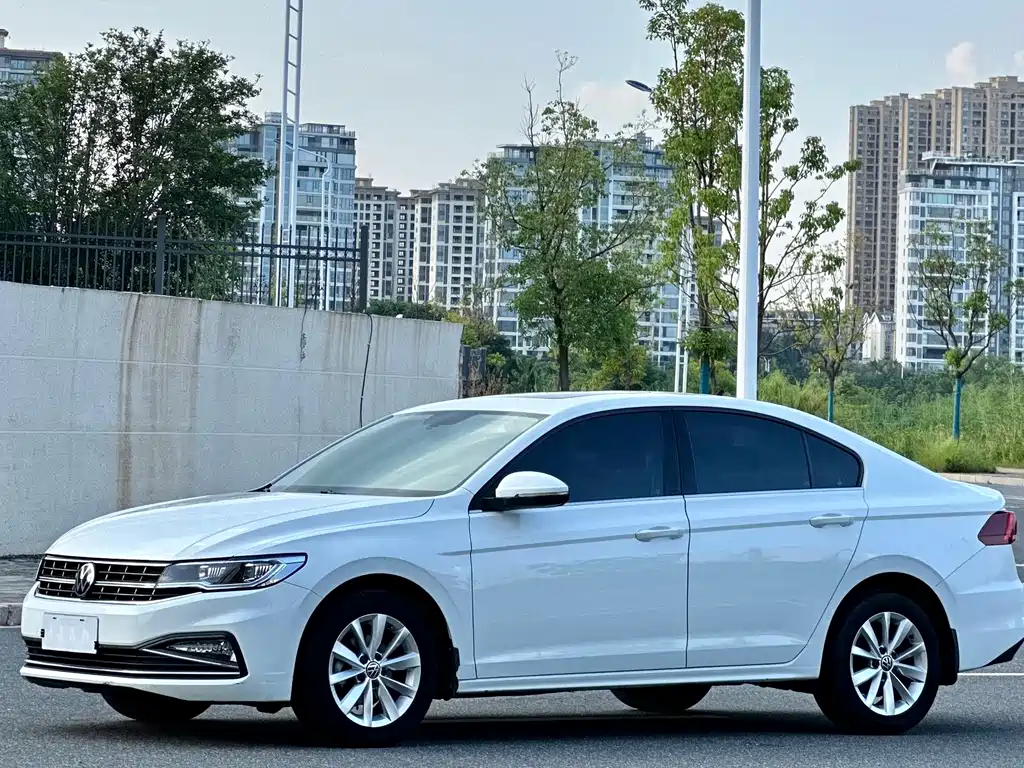 Volkswagen Bora 2022
