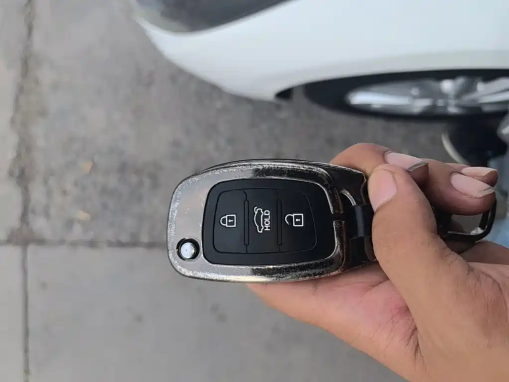 Hyundai Verna 2017 — фото 9