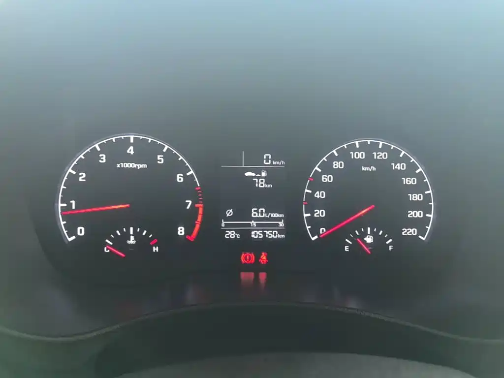 Hyundai Verna 2017 — фото 12