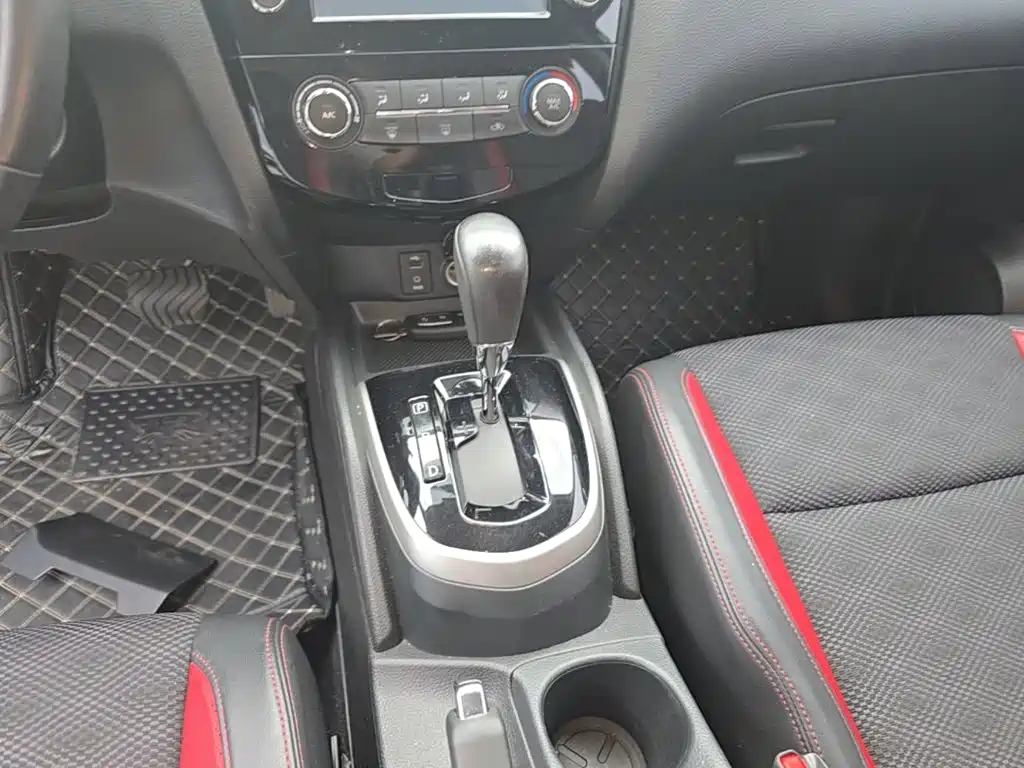 Nissan Qashqai 2018 — фото 14