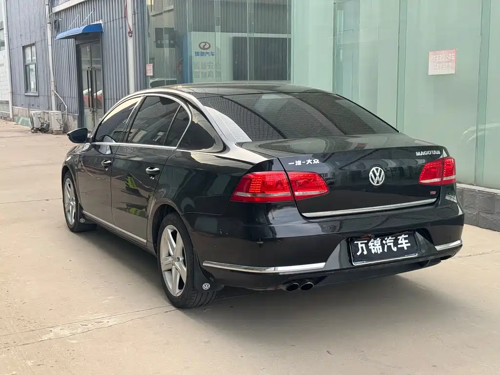 Volkswagen Magotan 2016