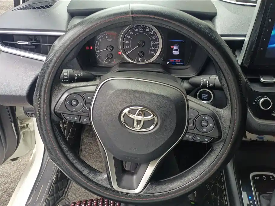 Toyota Corolla 2019 — фото 15