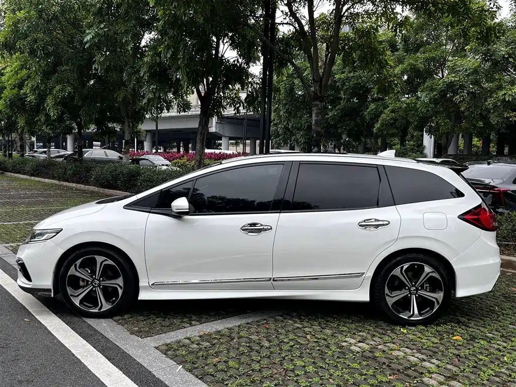 Honda Jade 2018 — фото 9