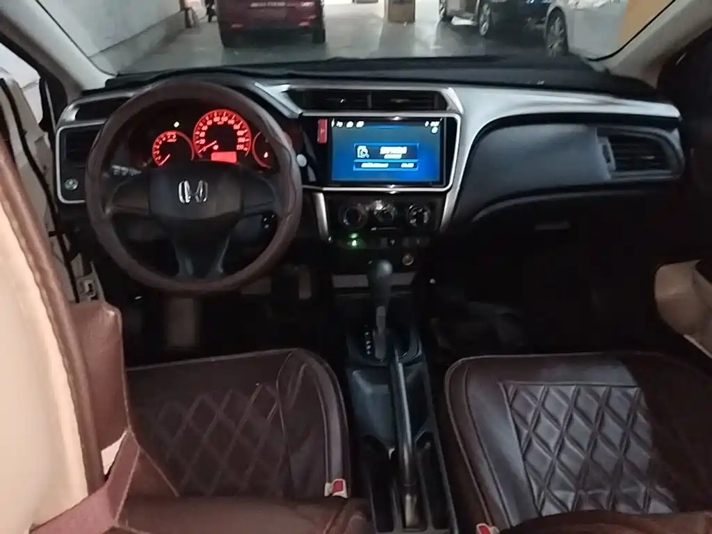 Honda City 2017 — фото 10