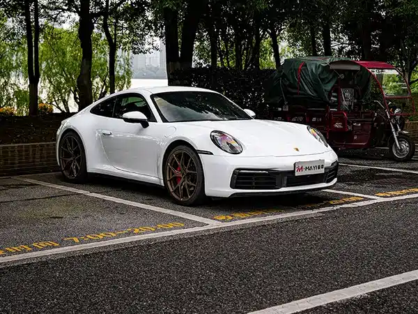 Porsche 911 2020