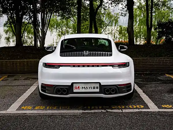Porsche 911 2020