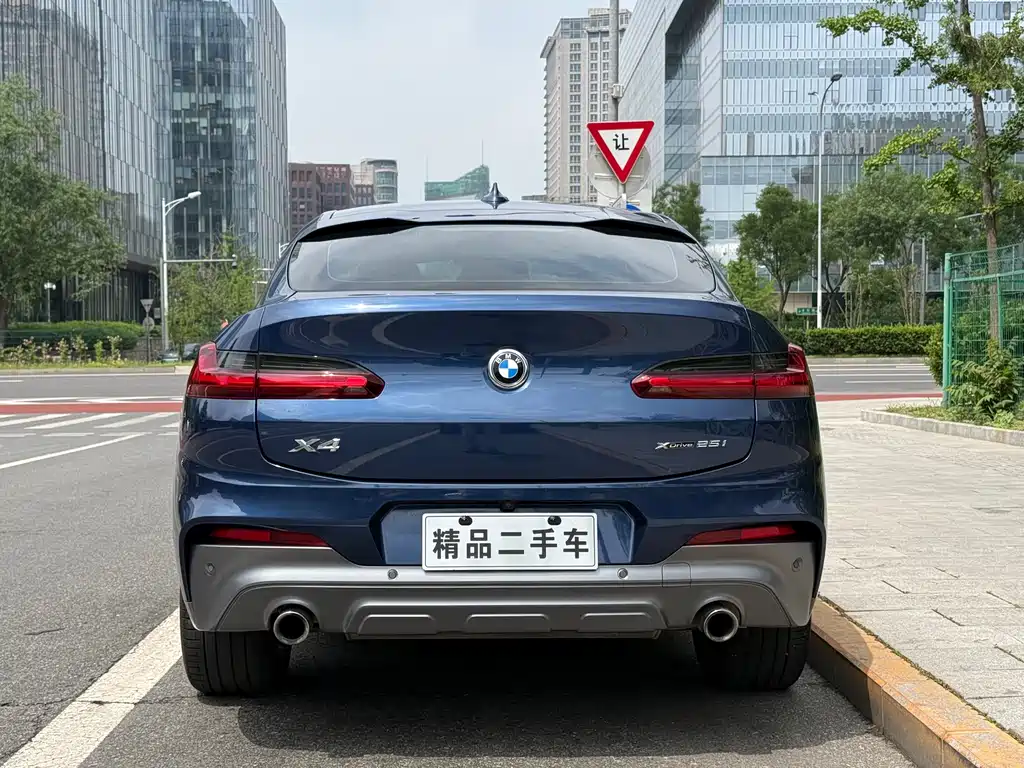 BMW X4 2020 — фото 9