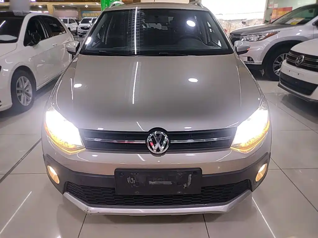 Volkswagen Polo 2016