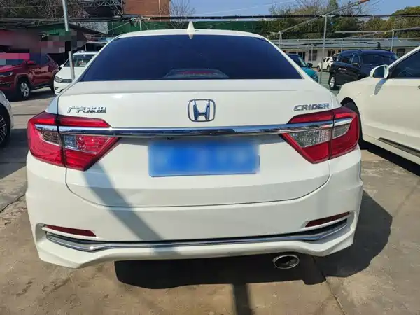 Honda Crider 2016