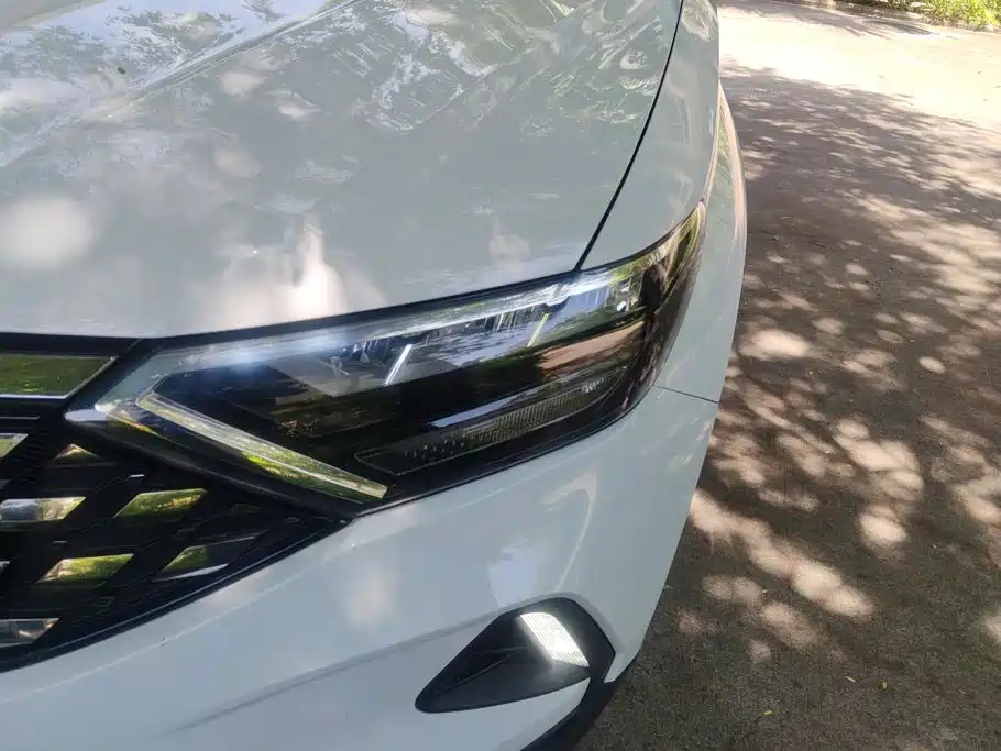 Jetta VS5 2023