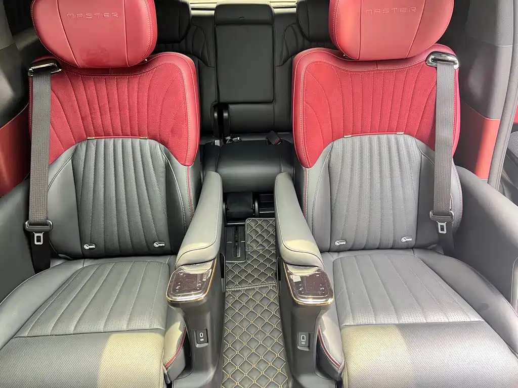 GAC Motor Trumpchi M8 2023 — фото 10