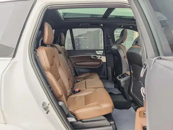 Volvo XC90 2023