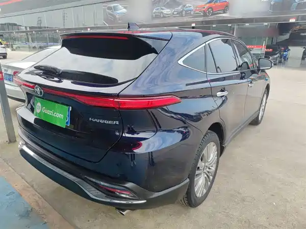 Toyota Harrier 2022