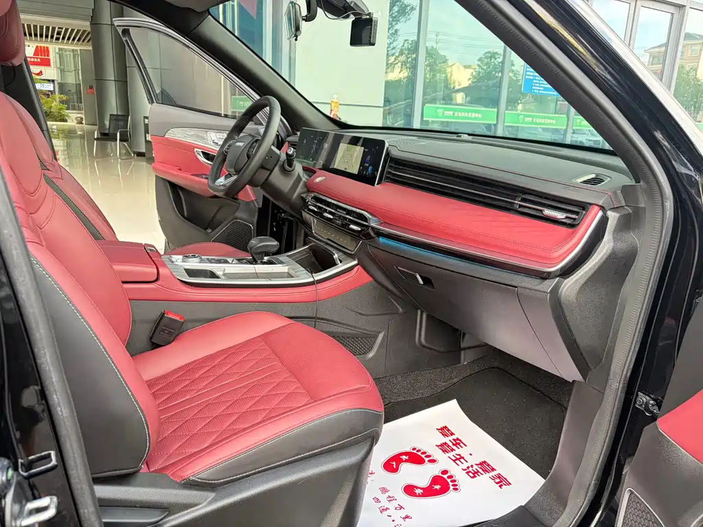 Jetour Jietu X70 PLUS 2024 — фото 9