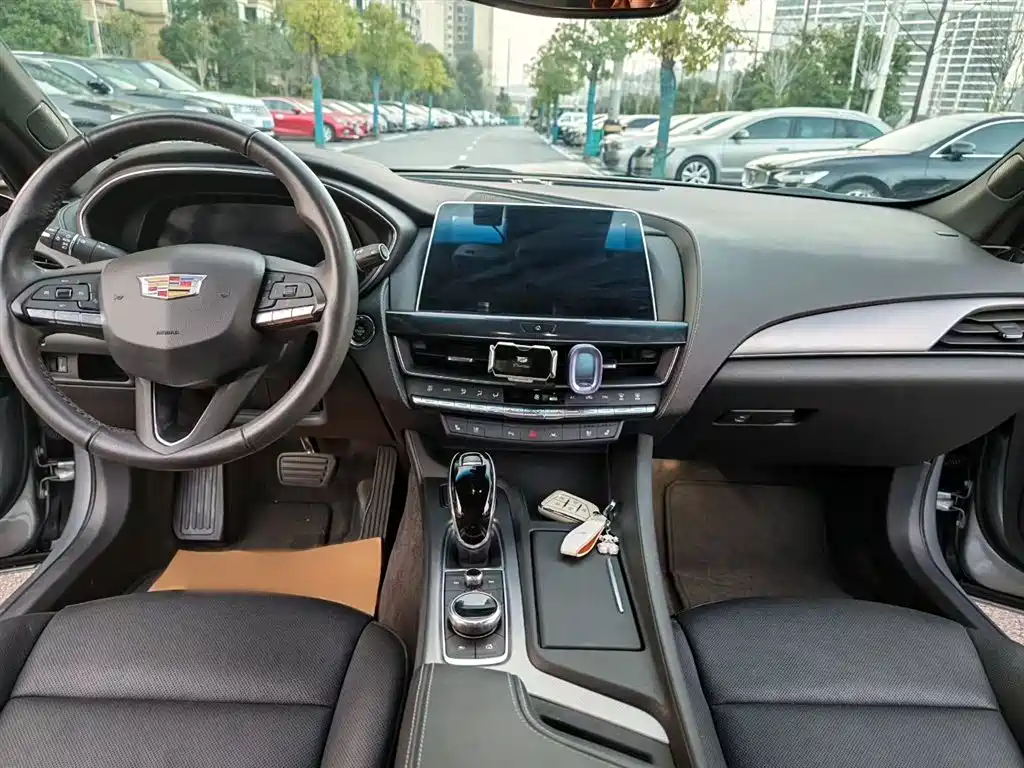 Cadillac CT5 2023 — фото 24