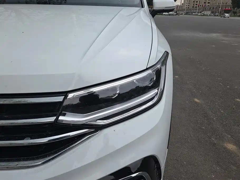 Volkswagen Tiguan L 2024