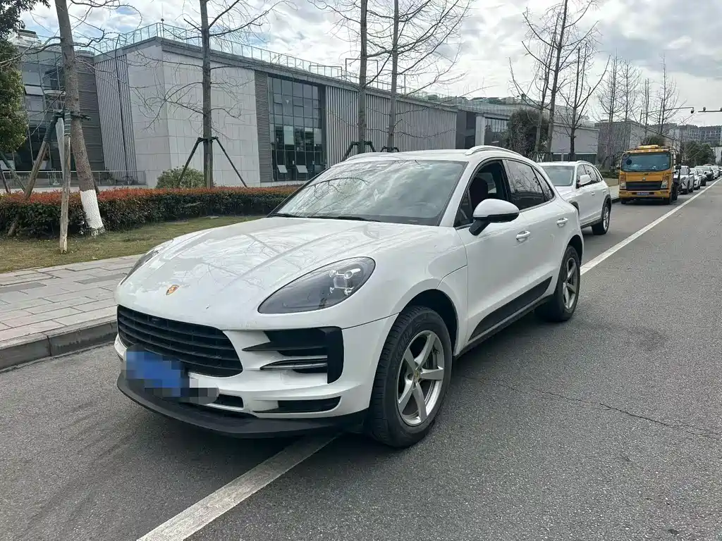 Porsche Macan 2021 — фото 2