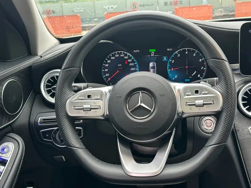 Mercedes-Benz C-Class 2020 — фото 12