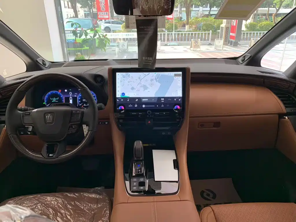 Toyota Vellfire — фото 6
