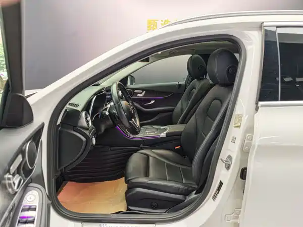 Mercedes-Benz C-Class 2020
